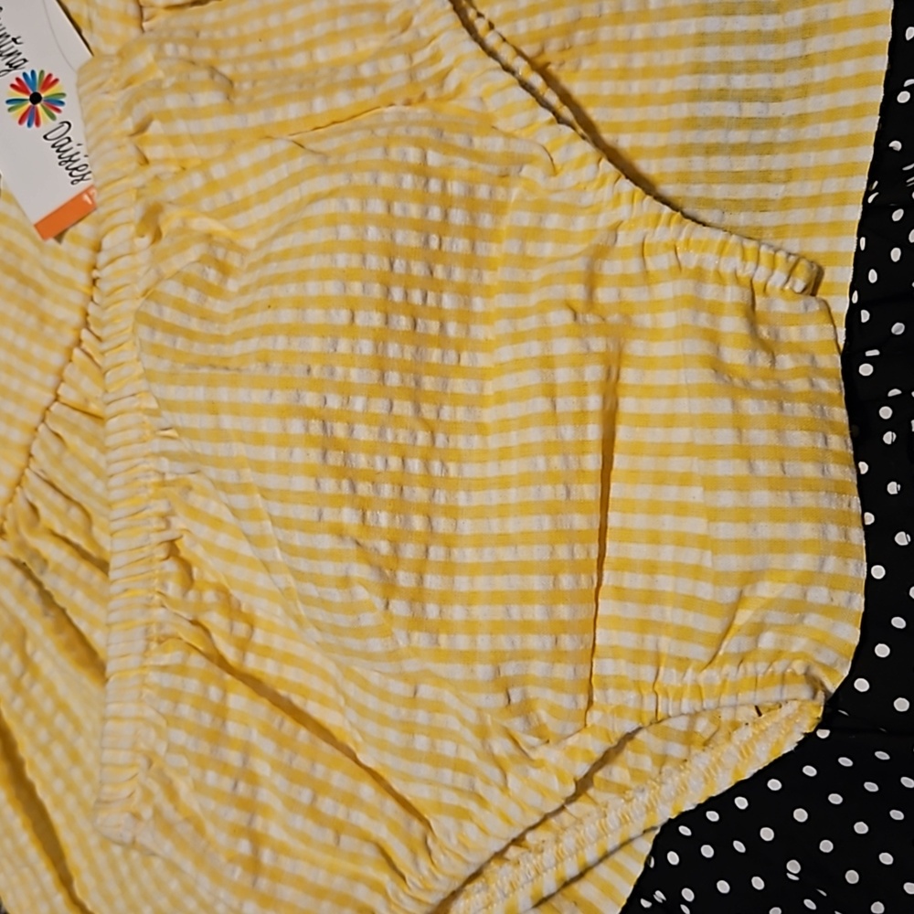 New with tag size 12 months. Bee dress - Picture 2 of 7
